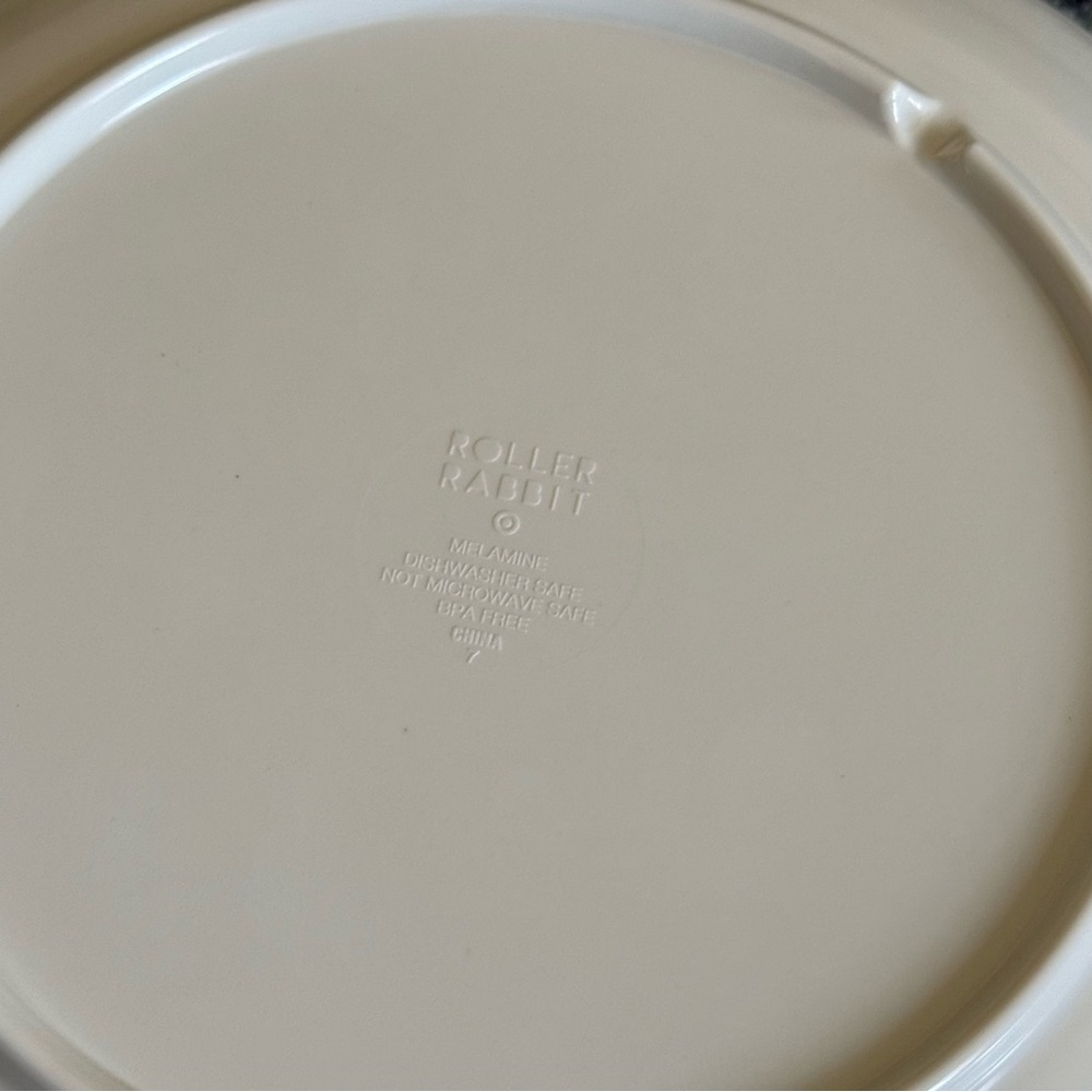 Roller Rabbit Target Bouquet Melamine Salad Plates Scalloped Preppy- Set of 2 - Picture 4 of 6